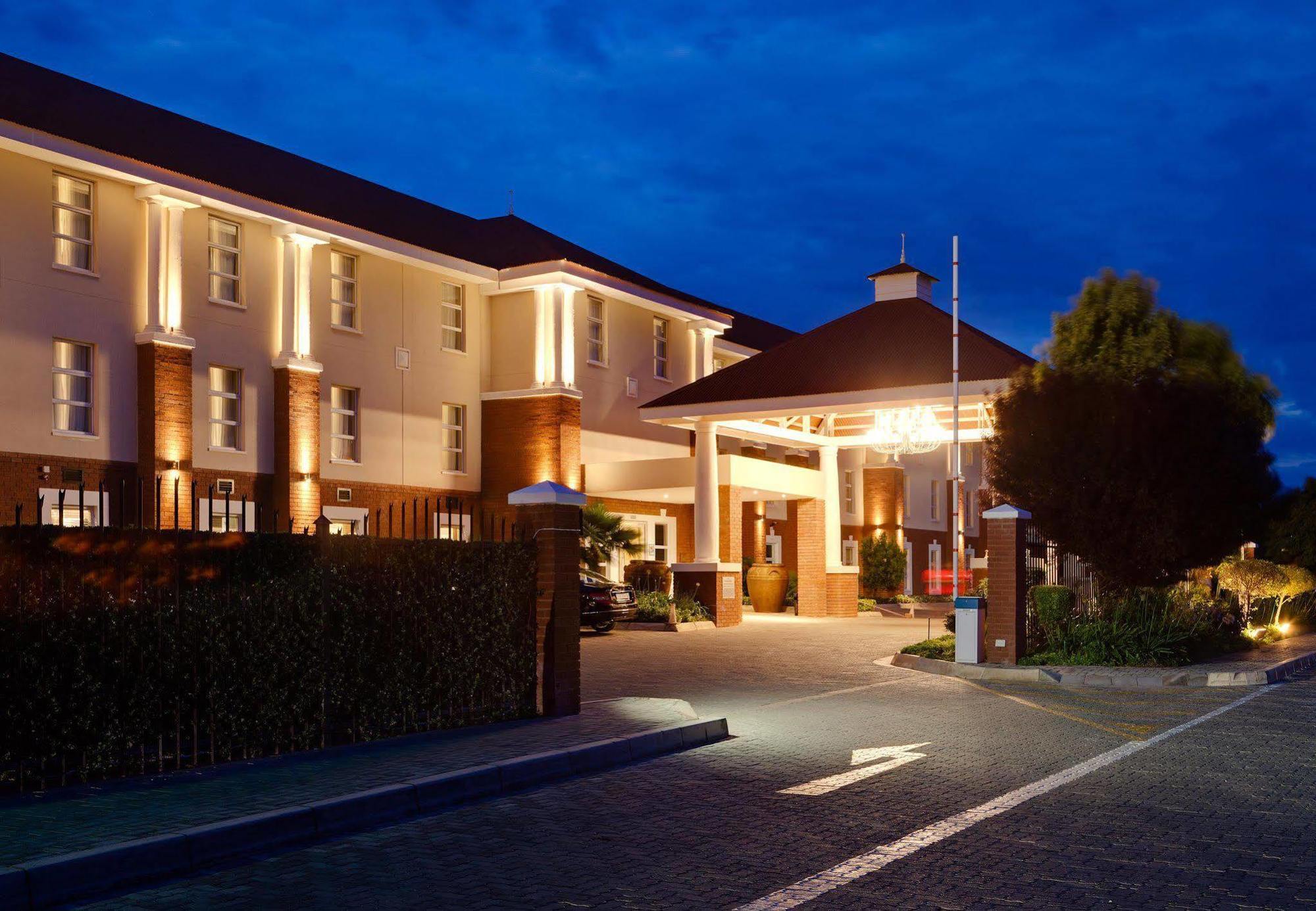 Protea Hotel By Marriott Mahikeng Mafikeng Exterior foto